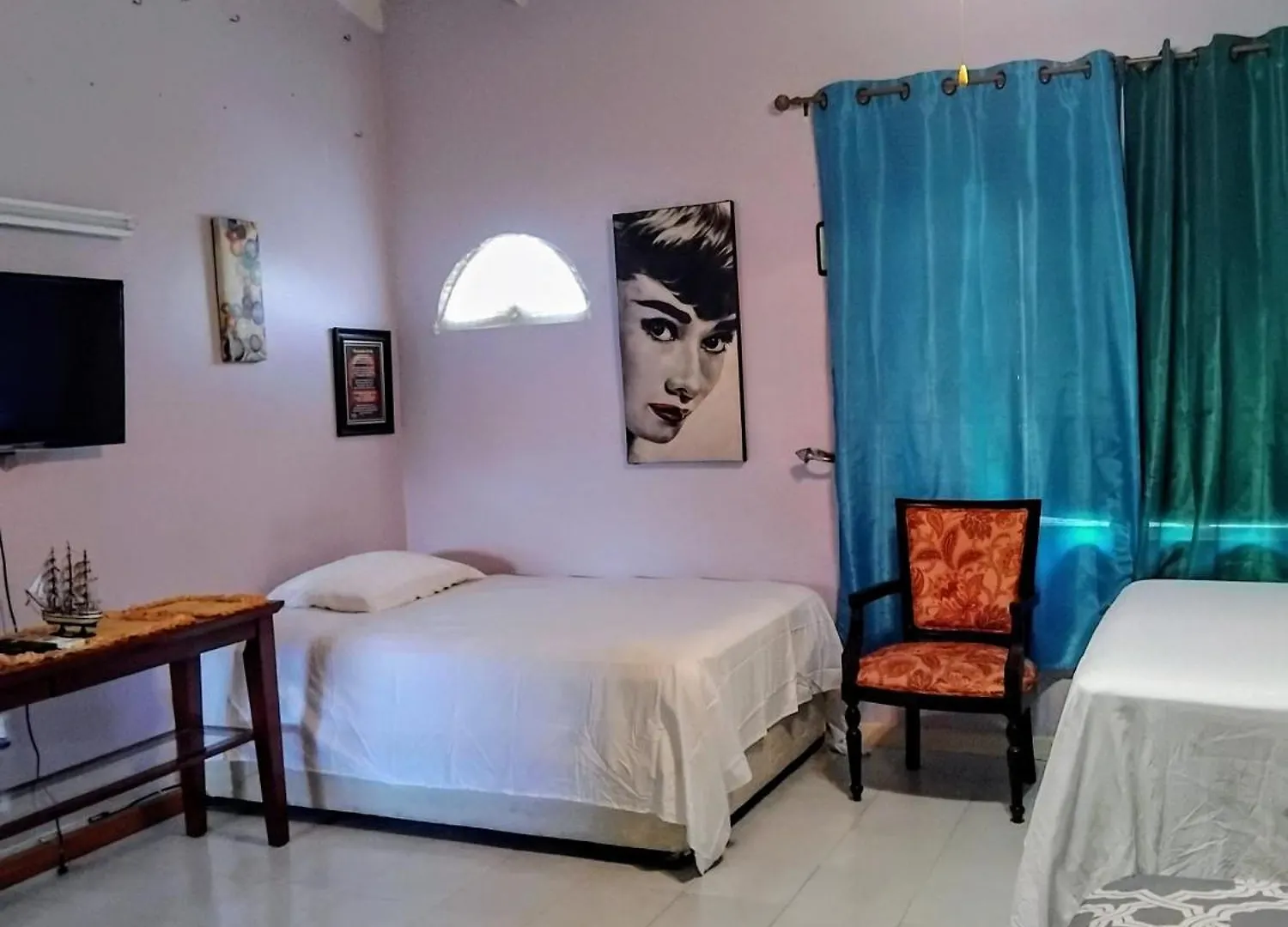 Bed & Breakfast Comfy Home Montego Bay Jamaica