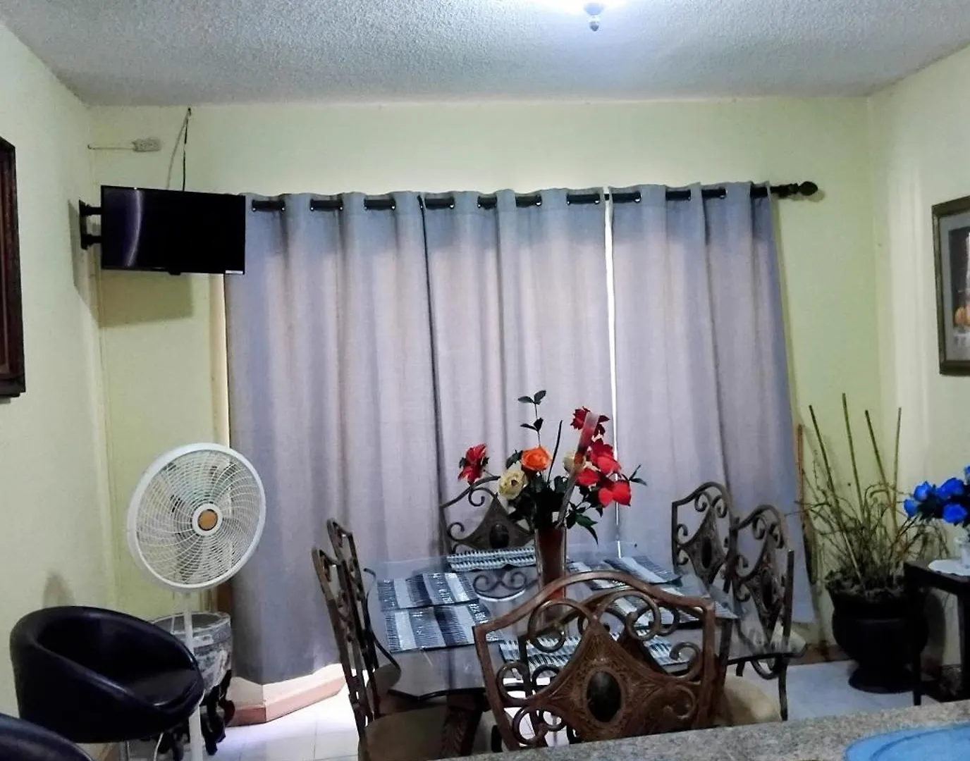 Comfy Home Montego Bay Bed & Breakfast